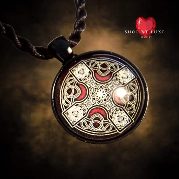 Celtic Knot Moon Goddess Necklace - Picture 2 of 5